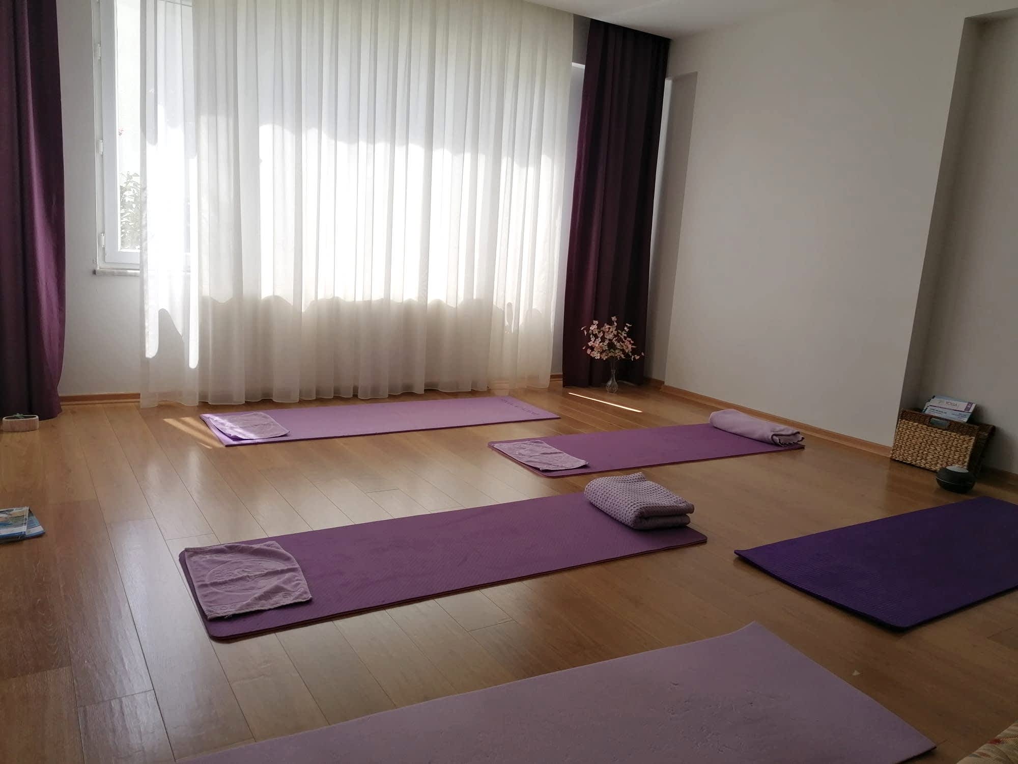 YOGA ACADEMY ÇEKMEKÖY